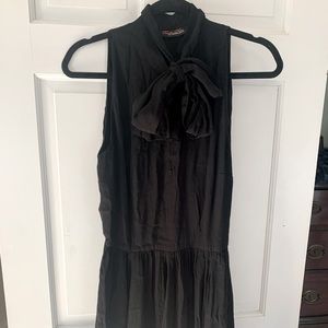 EUC Trashy Diva Streetcar size 8